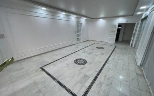 للإيجار شقة ارضية في اللاذقية