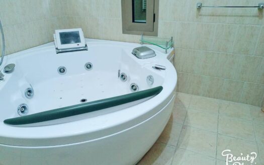 للإيجار قصر جوليا في سهل الزبداني