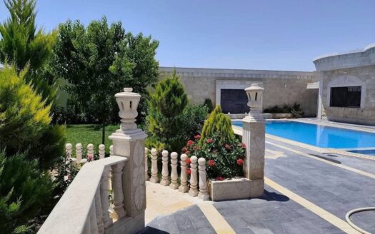 مزرعة للبيع عطريق المطار