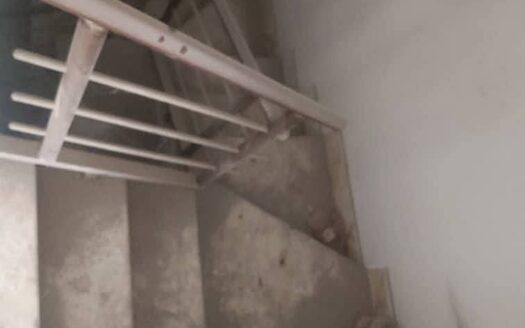 محل للبيع المدينة شارع الماركات