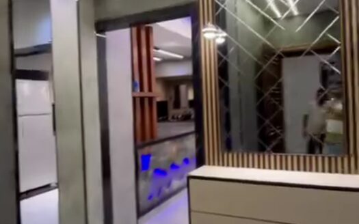 للبيع شقة موقع مميز في الرقة