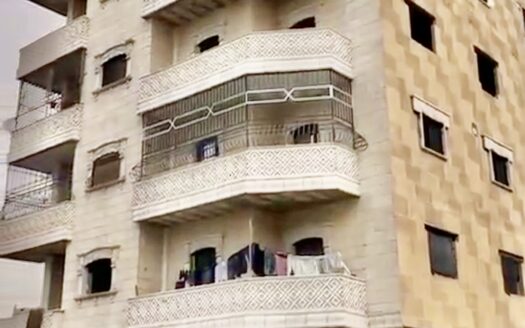 للبيع شقة جانب مشفى المواساه