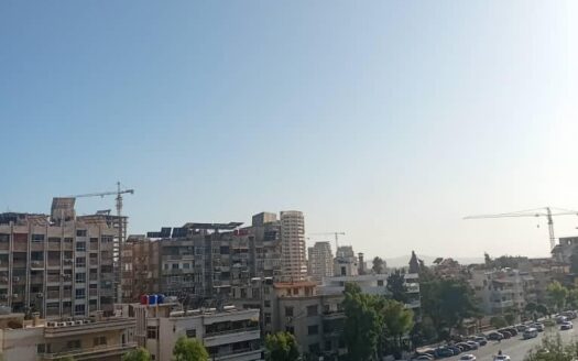 للبيع شقة في المزه