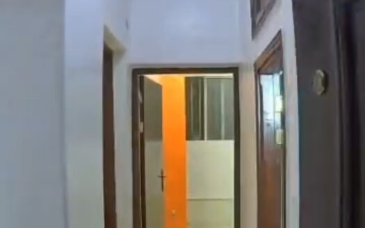 خلف جامع الرحمن مقابل مدرسة طارق بن زياد