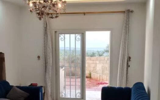 شقة للبيع ب صافيتا